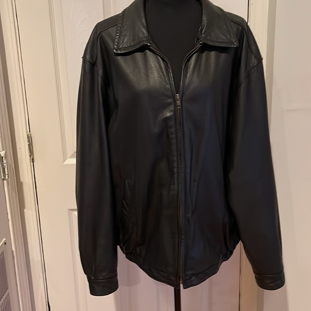 Vintage Silver Fox Black Leather Bomber Jacket, great condition
